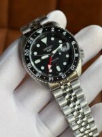 seiko 5 sports gmt "bruce wayne"